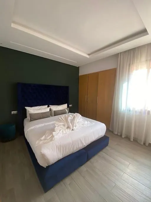Appartement Ensoleille Au Coeur De Gueliz Marrakesh